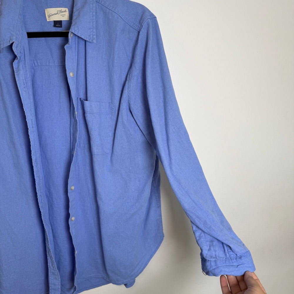 Universal Thread Relaxed Fit Button Down Shirt Bl… - image 3